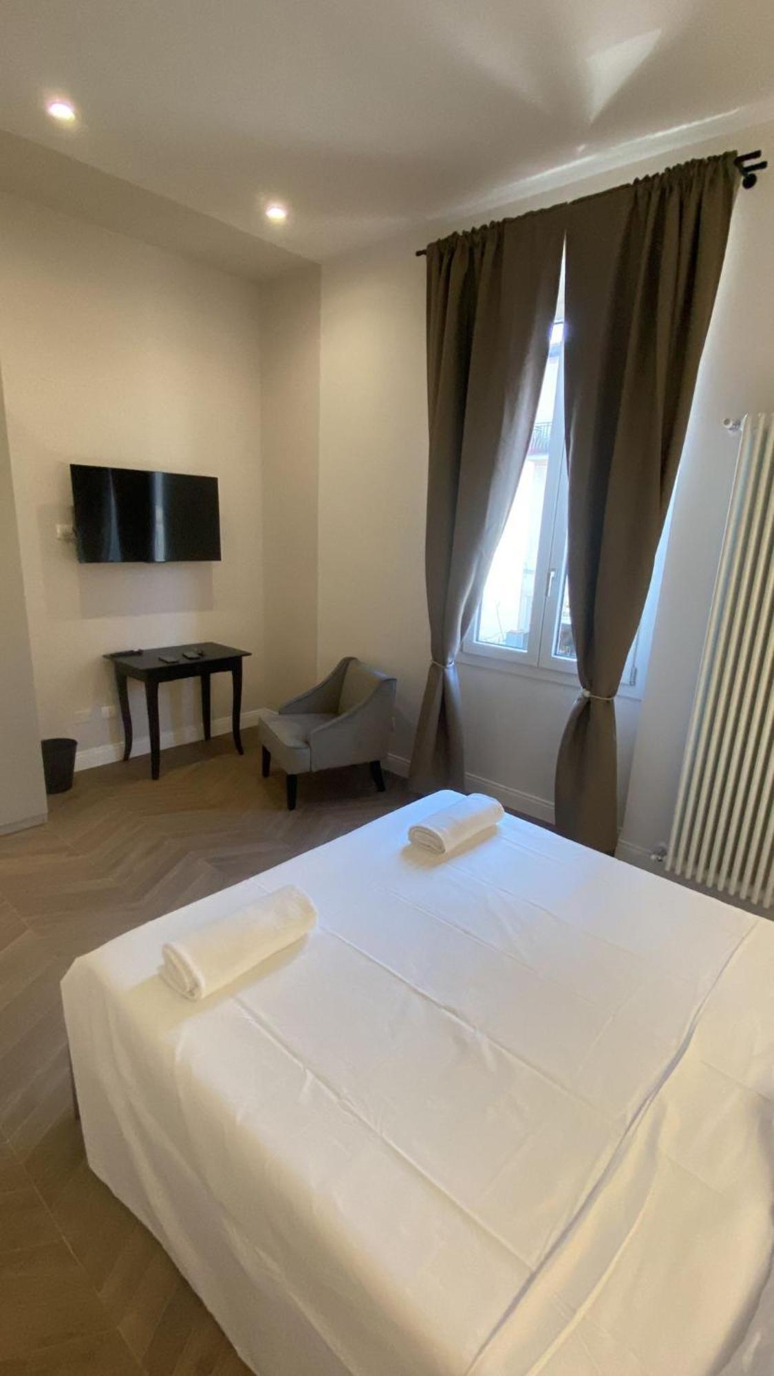 Apartment Pm 57 Via Vittorio Locchi Florence